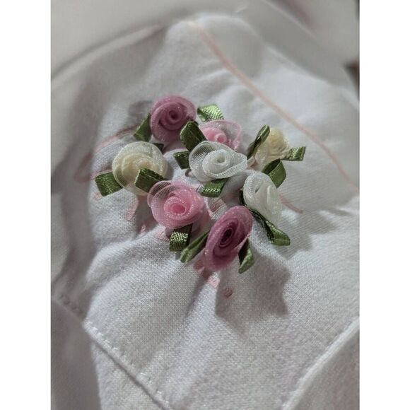 Rae Dunn Women's Soft White Pink Trim Flower Embellished Pocket Night Shirt Size - Picture 7 of 7